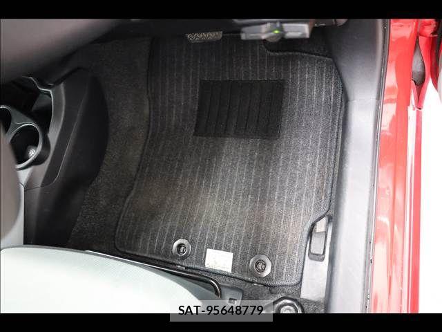 Toyota AQUA 2012-12 8485023-9