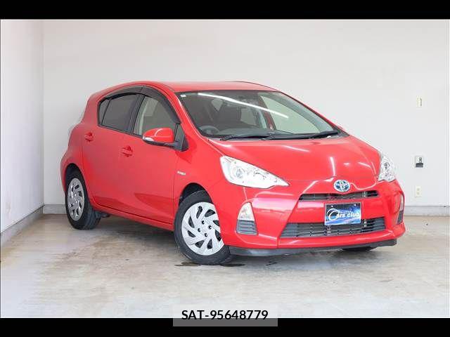 Toyota AQUA 2012-12 8485023-1