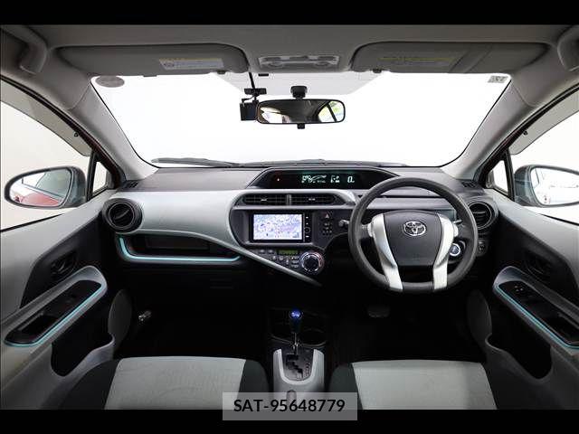 Toyota AQUA 2012-12 8485023-2