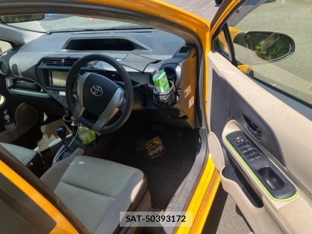 Toyota AQUA 2013-09 8485031-13