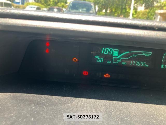 Toyota AQUA 2013-09 8485031-17