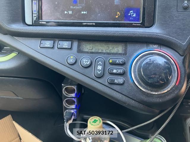 Toyota AQUA 2013-09 8485031-19
