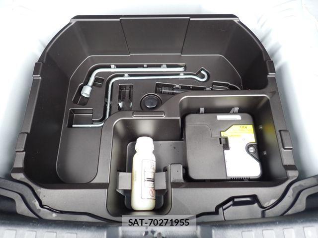 Toyota AQUA 2021-06 8485002-19
