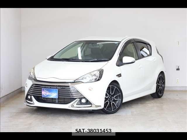 Toyota AQUA 2015-02 8485018-0