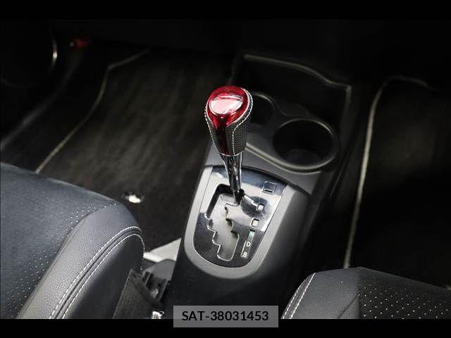Toyota AQUA 2015-02 8485018-14