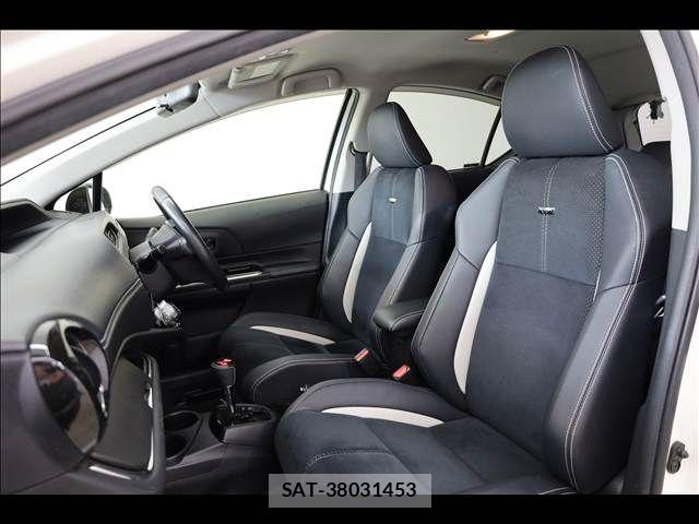 Toyota AQUA 2015-02 8485018-17