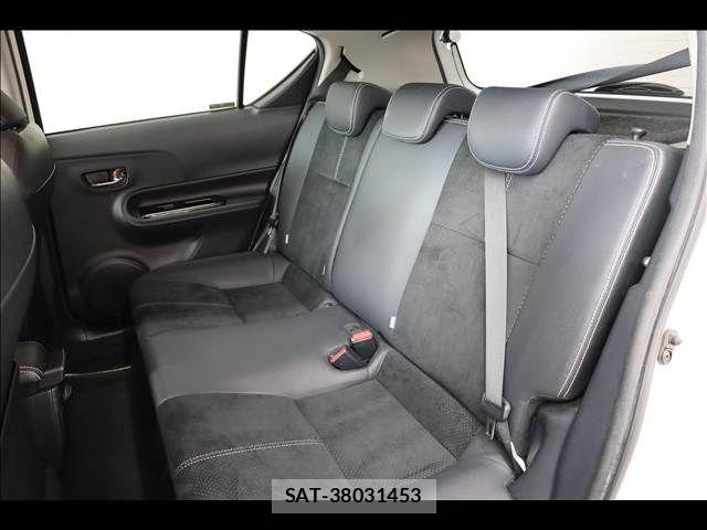 Toyota AQUA 2015-02 8485018-18