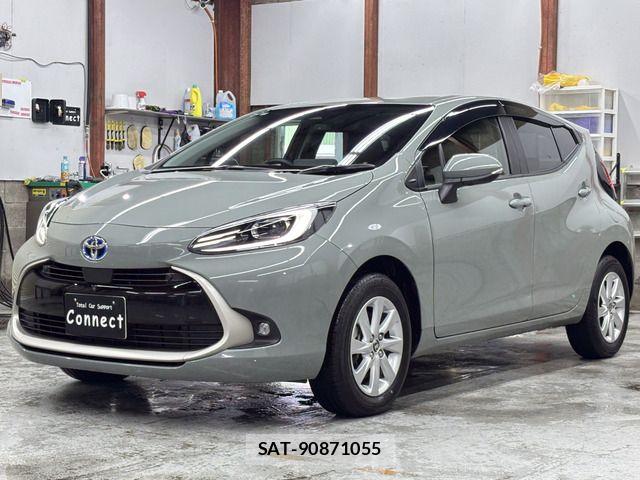 Toyota AQUA 2024-12 8484997-9