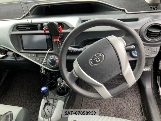 Toyota AQUA 2014-01 8485021-9