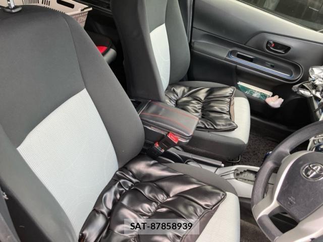 Toyota AQUA 2014-01 8485021-11