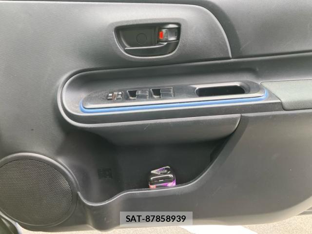 Toyota AQUA 2014-01 8485021-6