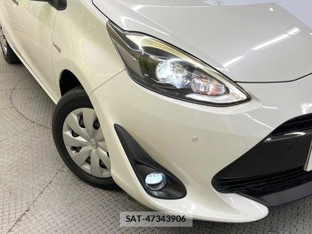 Toyota AQUA 2018-10 8484998-11