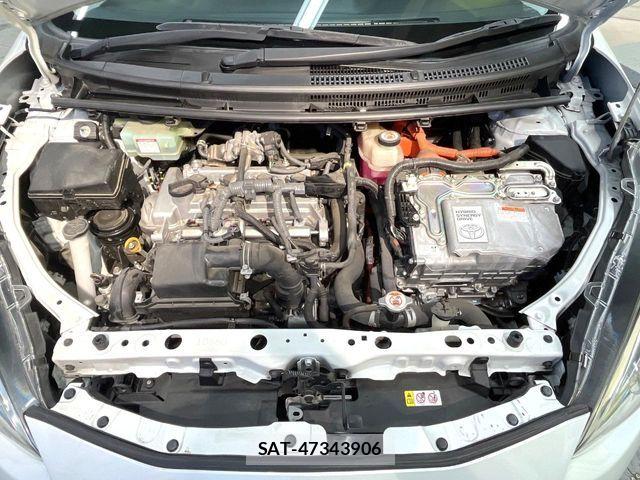 Toyota AQUA 2018-10 8484998-19