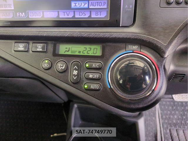 Toyota AQUA 2014-02 8485022-10