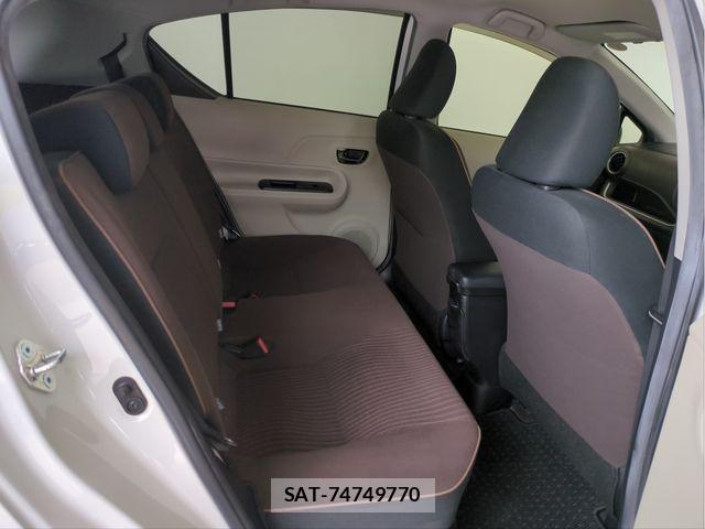 Toyota AQUA 2014-02 8485022-27