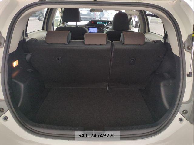 Toyota AQUA 2014-02 8485022-6
