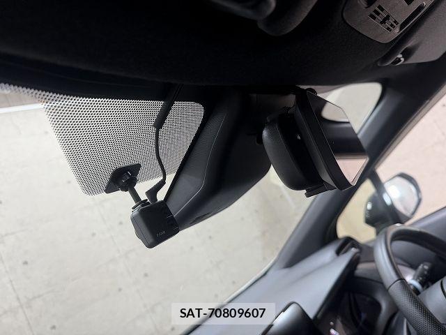 Toyota AQUA 2023-08 8484996-15