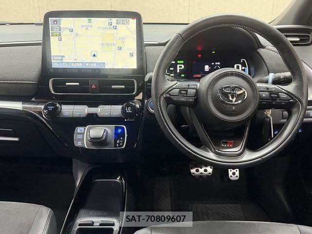 Toyota AQUA 2023-08 8484996-1