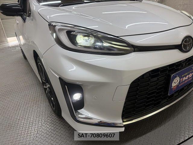 Toyota AQUA 2023-08 8484996-4