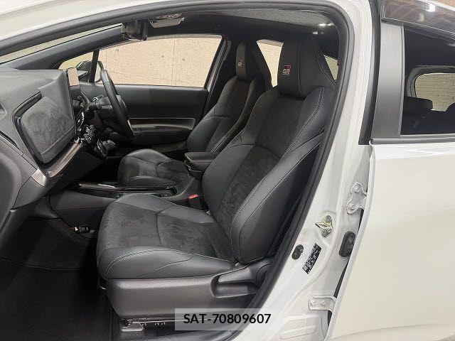 Toyota AQUA 2023-08 8484996-7