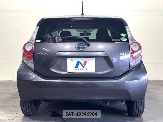Toyota AQUA 2014-07 8485024-15