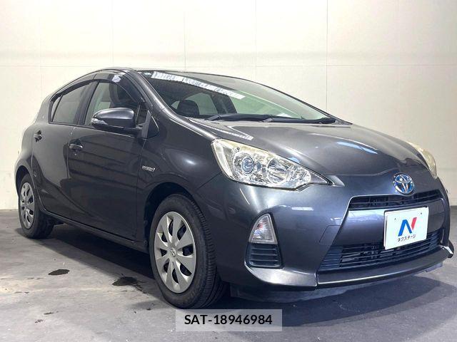 Toyota AQUA 2014-07 8485024-16