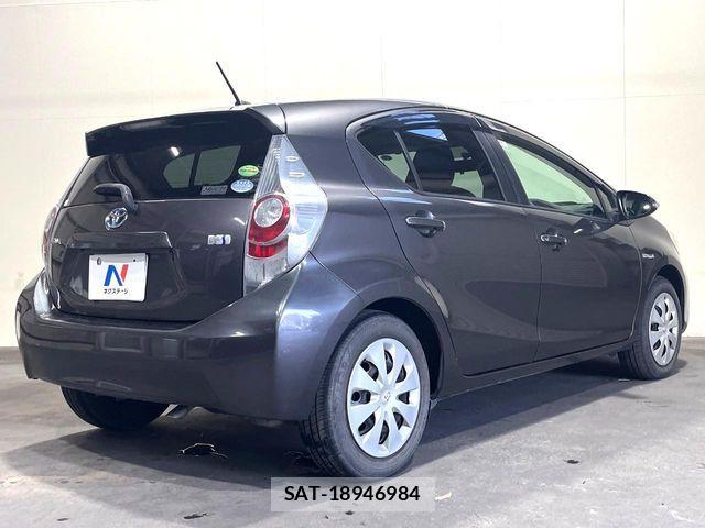 Toyota AQUA 2014-07 8485024-17