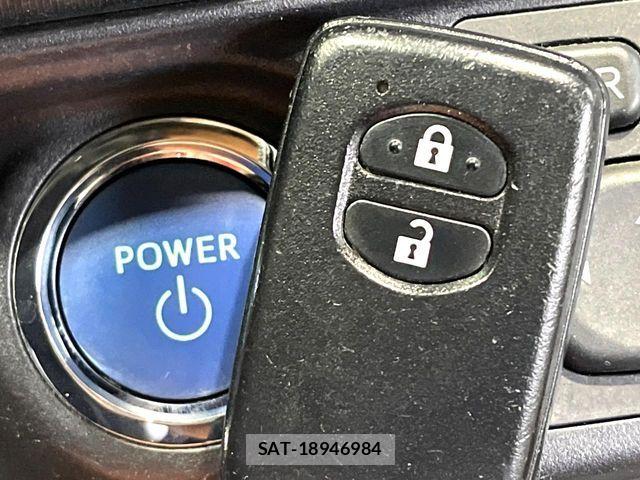 Toyota AQUA 2014-07 8485024-6