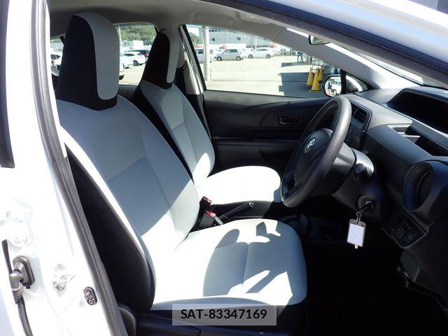 Toyota AQUA 2021-06 8485015-14
