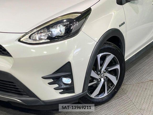 Toyota AQUA 2017-09 8523501-11