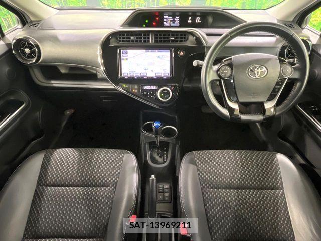 Toyota AQUA 2017-09 8523501-4