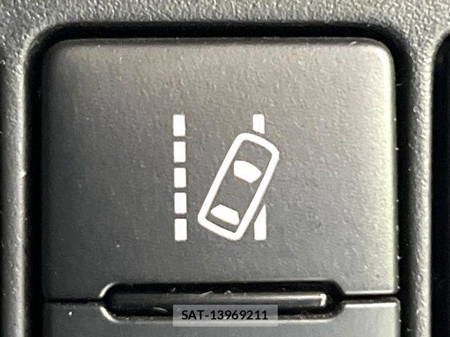 Toyota AQUA 2017-09 8523501-5