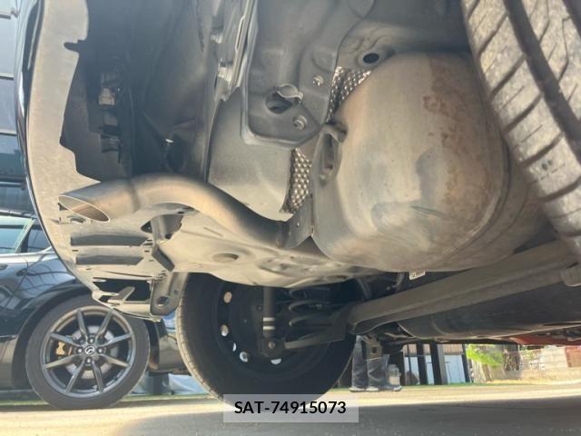 Toyota AQUA 2017-02 8523539-9