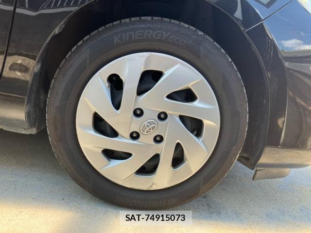 Toyota AQUA 2017-02 8523539-5