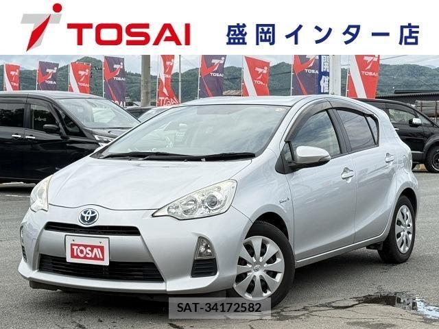 Toyota AQUA 2013-07 8523531-0