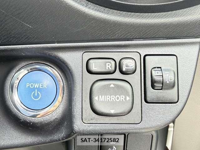 Toyota AQUA 2013-07 8523531-9