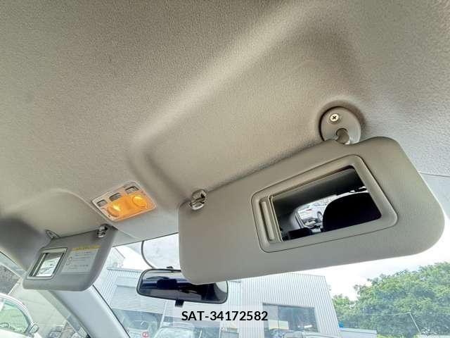 Toyota AQUA 2013-07 8523531-10