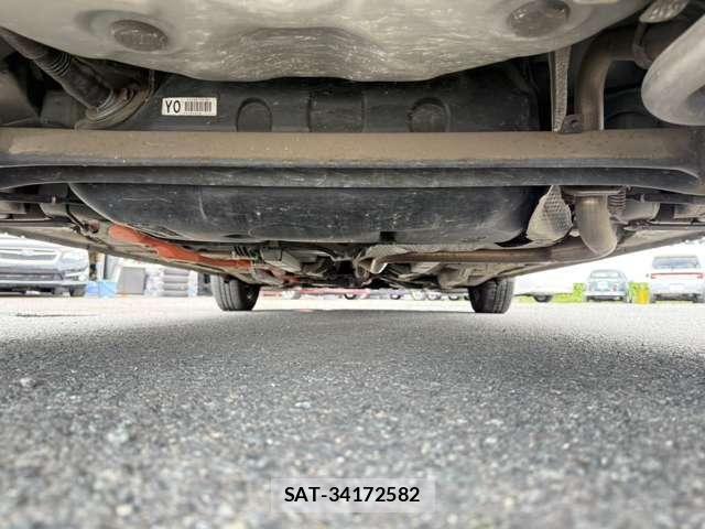 Toyota AQUA 2013-07 8523531-22