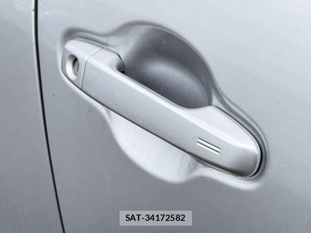 Toyota AQUA 2013-07 8523531-29