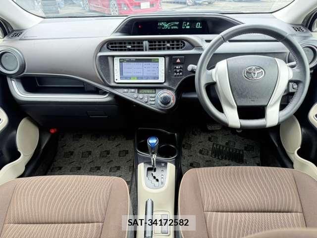 Toyota AQUA 2013-07 8523531-4