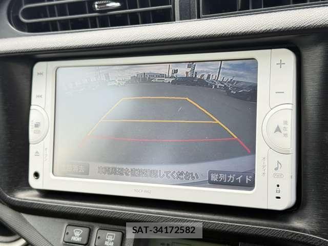 Toyota AQUA 2013-07 8523531-6