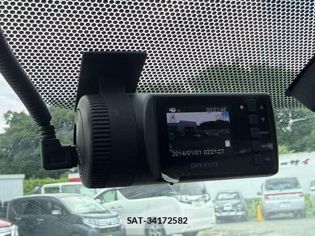 Toyota AQUA 2013-07 8523531-7