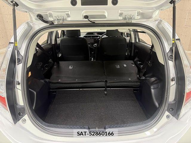 Toyota AQUA 2019-05 8523514-7