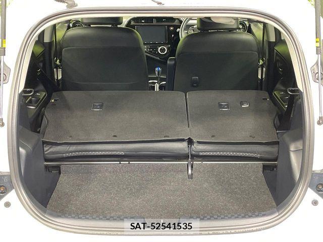 Toyota AQUA 2017-11 8523495-9