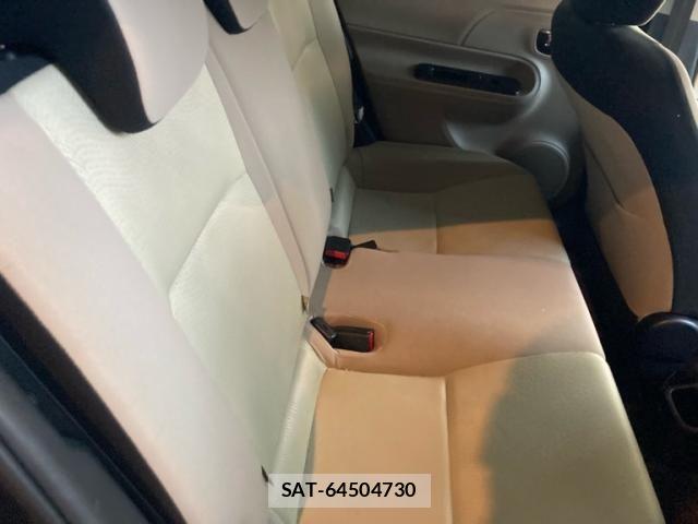 Toyota AQUA 2013-08 8523552-13