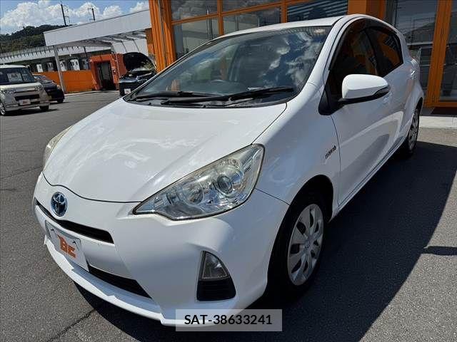 Toyota AQUA 2014-03 8523551-9
