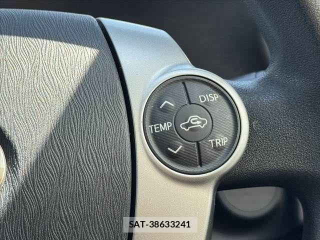 Toyota AQUA 2014-03 8523551-24