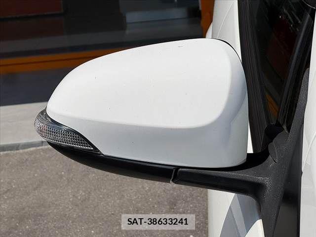 Toyota AQUA 2014-03 8523551-28