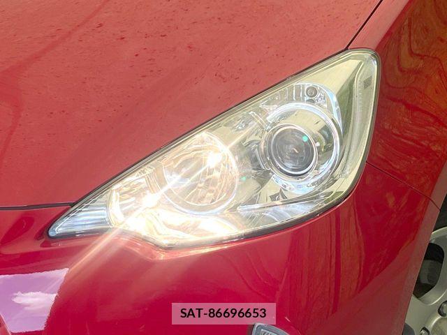 Toyota AQUA 2013-12 8523537-11