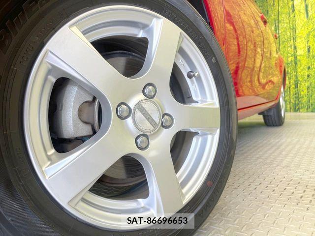 Toyota AQUA 2013-12 8523537-12